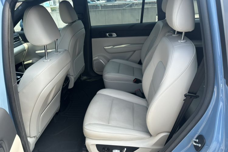 Used Li Auto ONE 2021 Extended-Range 6-Seater Version Interior 4
