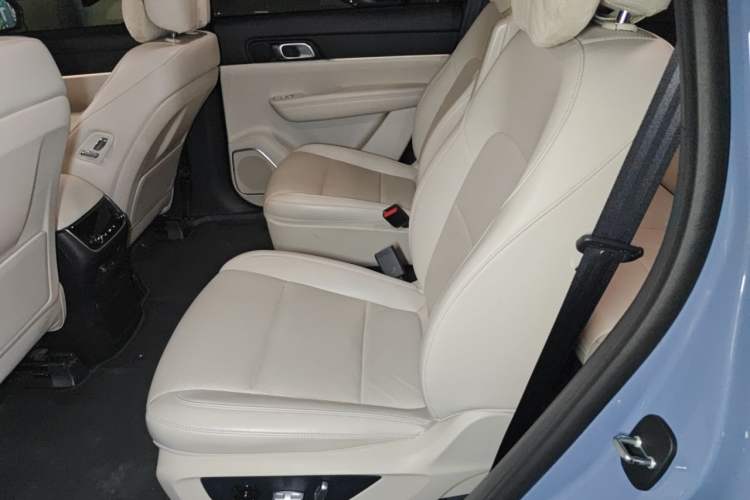 Used Li Auto ONE 2021 Extended-Range 6-Seater Version Interior 4