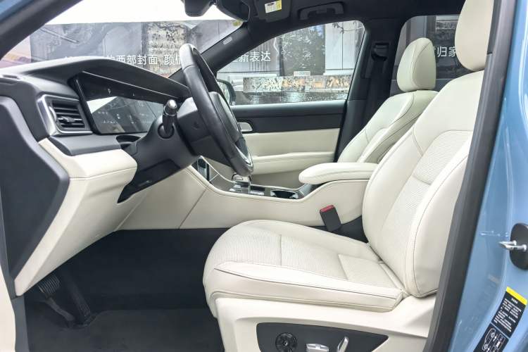 Used Li Auto ONE 2021 Extended-Range 6-Seater Version Interior 5