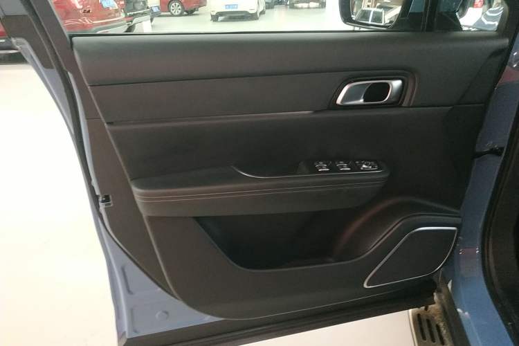 Used Li Auto ONE 2021 Extended-Range 6-Seater Version Interior 7