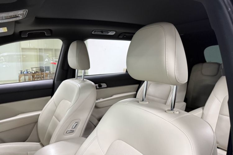 Used Li Auto ONE 2021 Extended-Range 6-Seater Version Interior 7