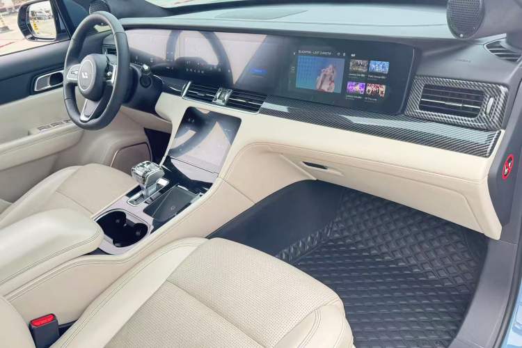 Used Li Auto ONE 2021 Extended-Range 6-Seater Version Interior 7