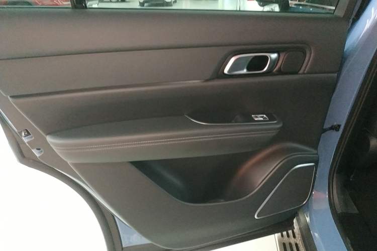 Used Li Auto ONE 2021 Extended-Range 6-Seater Version Interior 8