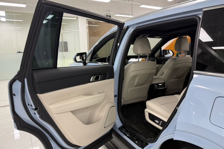 Used Li Auto ONE 2021 Extended-Range 6-Seater Version Interior 8