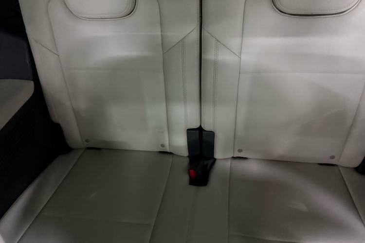 Used Li Auto ONE 2021 Extended-Range 6-Seater Version Interior 9