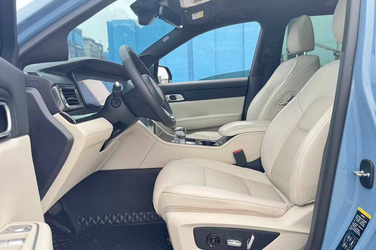 Used Li Auto ONE 2021 Extended-Range 6-Seater Version Interior 9