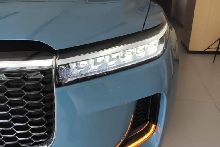 Used Li Auto ONE 2021 Extended-Range 6-Seater Version Left Front Headlight