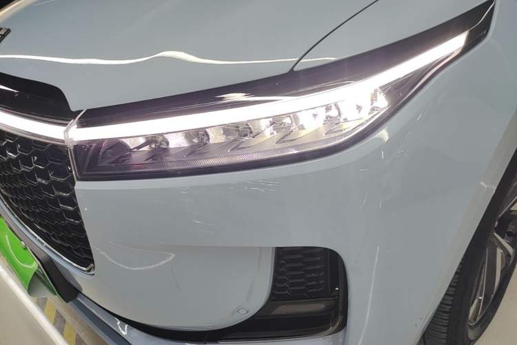 Used Li Auto ONE 2021 Extended-Range 6-Seater Version Left Front Headlight