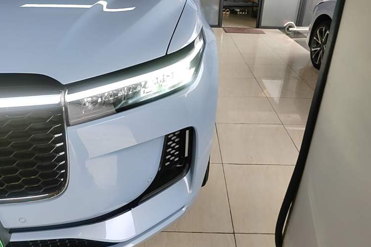 Used Li Auto ONE 2021 Extended-Range 6-Seater Version Left Front Headlight