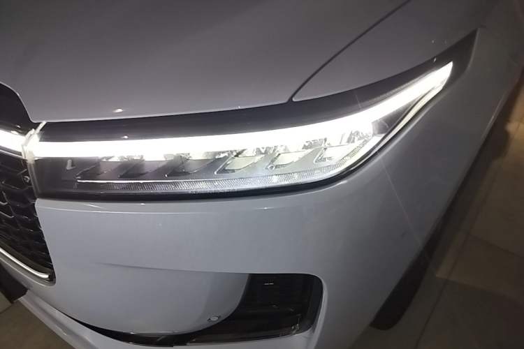 Used Li Auto ONE 2021 Extended-Range 6-Seater Version Left Front Headlight