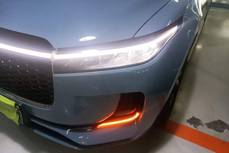 Used Li Auto ONE 2021 Extended-Range 6-Seater Version Left Front Headlight