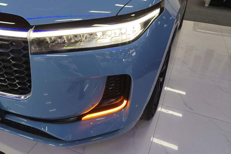Used Li Auto ONE 2021 Extended-Range 6-Seater Version Left Front Headlight