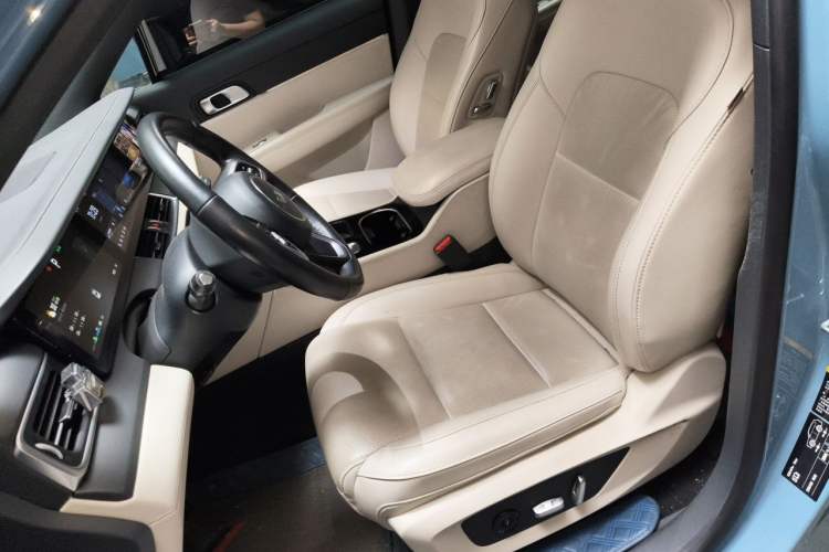 Used Li Auto ONE 2021 Extended-Range 6-Seater Version Left Front Seat