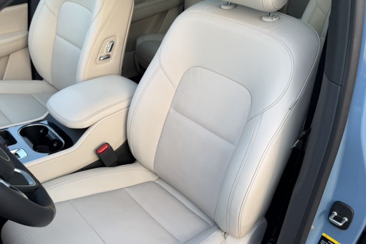 Used Li Auto ONE 2021 Extended-Range 6-Seater Version Left Front Seat