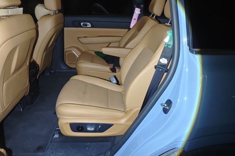 Used Li Auto ONE 2021 Extended-Range 6-Seater Version Left Rear Seat