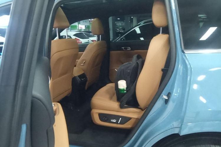 Used Li Auto ONE 2021 Extended-Range 6-Seater Version Left Rear Seat