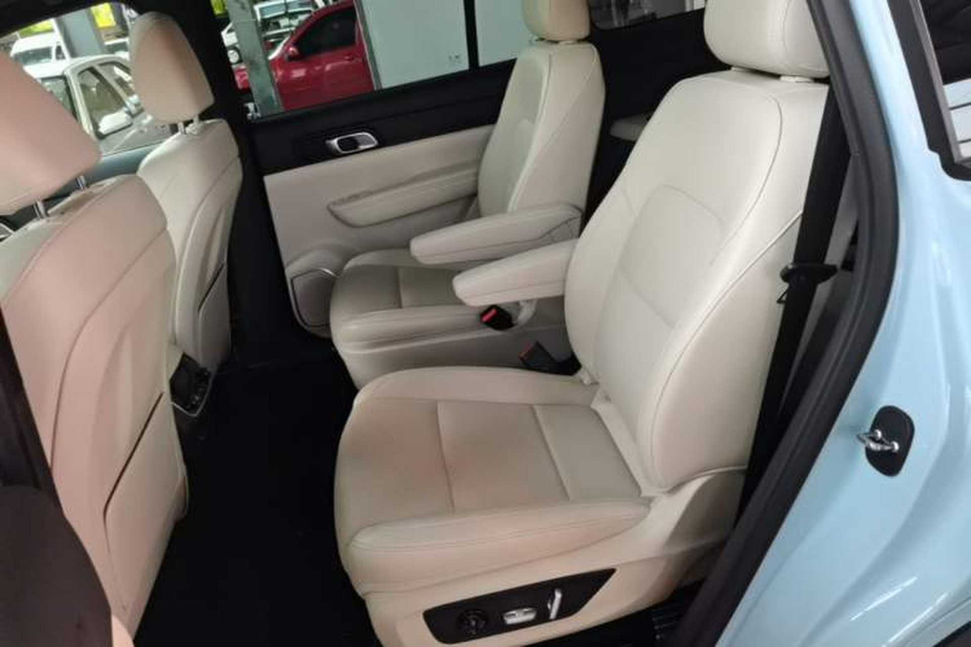 Used Li Auto ONE 2021 Extended-Range 6-Seater Version Left Rear Seat