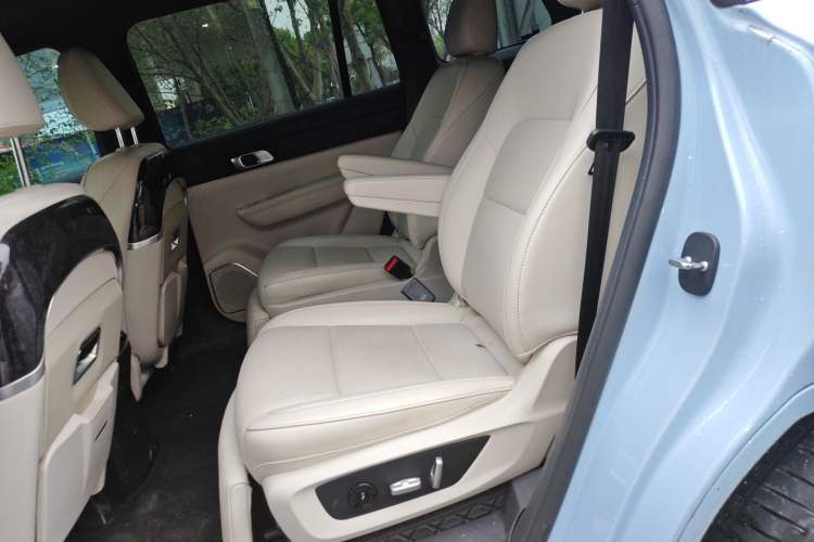 Used Li Auto ONE 2021 Extended-Range 6-Seater Version Left Rear Seat