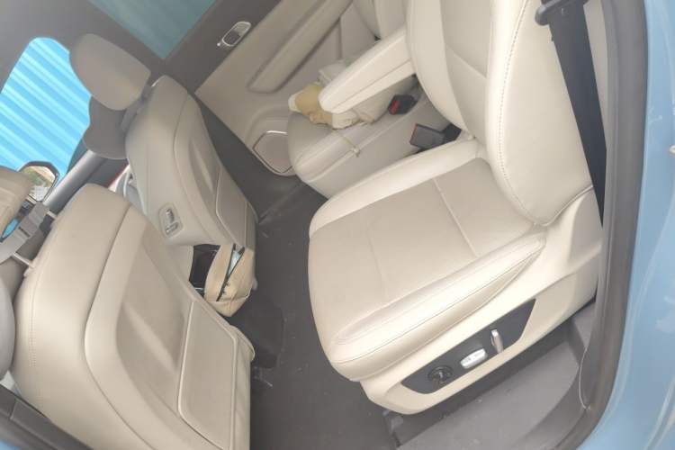 Used Li Auto ONE 2021 Extended-Range 6-Seater Version Left Rear Seat