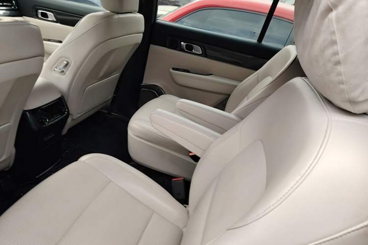 Used Li Auto ONE 2021 Extended-Range 6-Seater Version Left Rear Seat