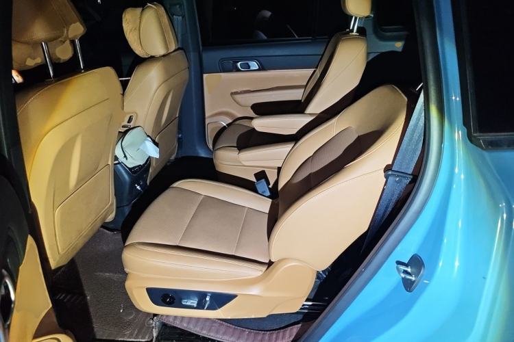 Used Li Auto ONE 2021 Extended-Range 6-Seater Version Left Rear Seat