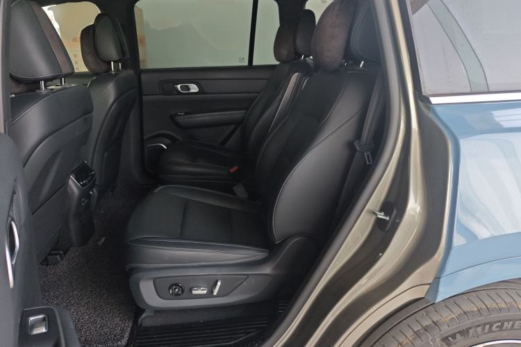 Used Li Auto ONE 2021 Extended-Range 6-Seater Version Left Rear Seat