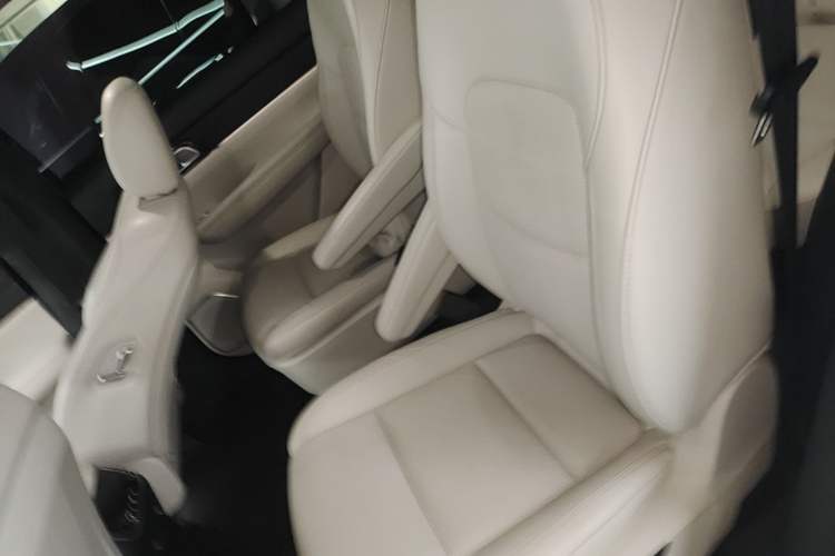 Used Li Auto ONE 2021 Extended-Range 6-Seater Version Left Rear Seat