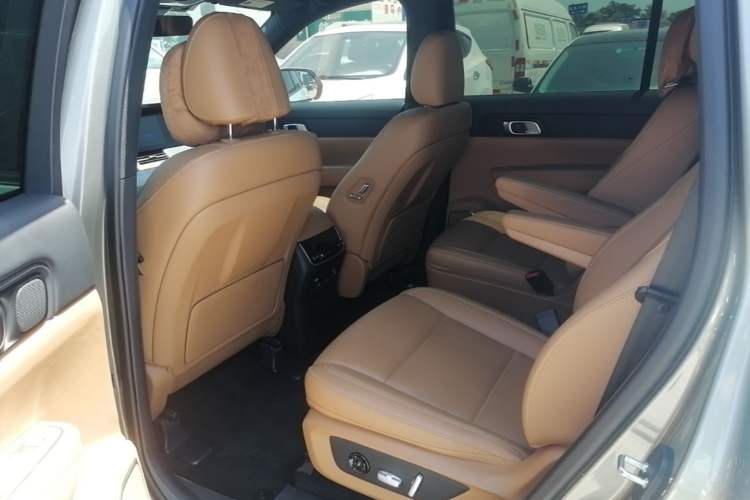 Used Li Auto ONE 2021 Extended-Range 6-Seater Version Left Rear Seat
