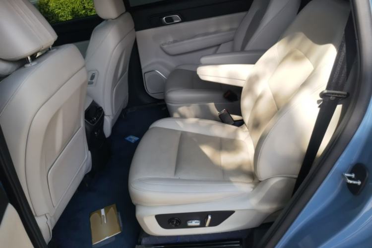 Used Li Auto ONE 2021 Extended-Range 6-Seater Version Left Rear Seat