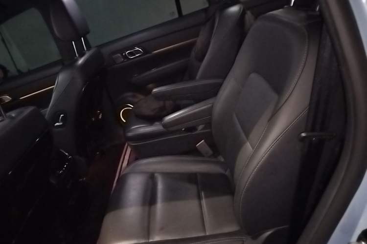 Used Li Auto ONE 2021 Extended-Range 6-Seater Version Left Rear Seat