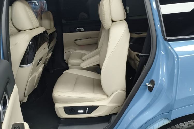 Used Li Auto ONE 2021 Extended-Range 6-Seater Version Left Rear Seat