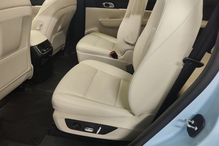 Used Li Auto ONE 2021 Extended-Range 6-Seater Version Left Rear Seat