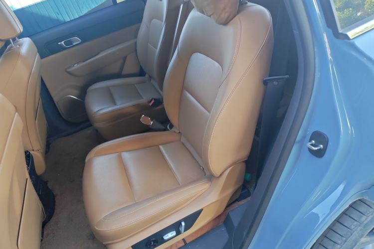 Used Li Auto ONE 2021 Extended-Range 6-Seater Version Left Rear Seat