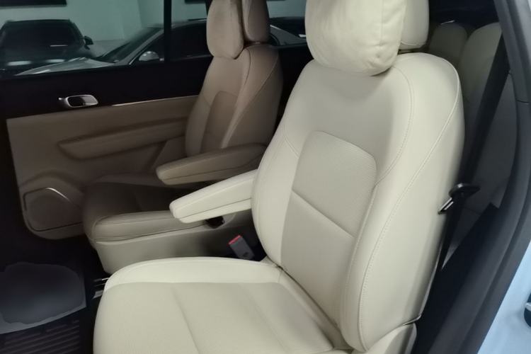 Used Li Auto ONE 2021 Extended-Range 6-Seater Version Left Rear Seat