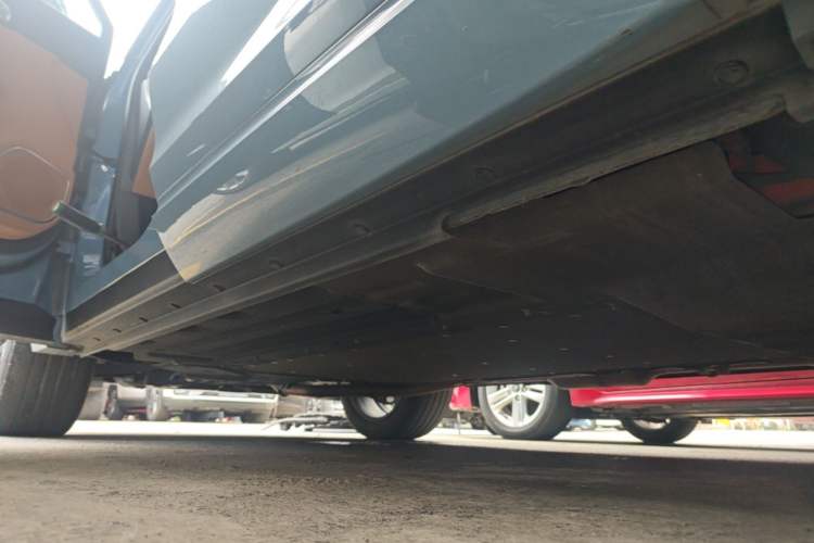 Used Li Auto ONE 2021 Extended-Range 6-Seater Version Left Side Sill