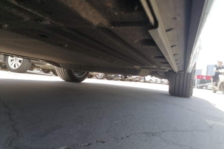 Used Li Auto ONE 2021 Extended-Range 6-Seater Version Left Side Sill