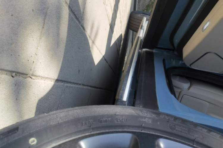Used Li Auto ONE 2021 Extended-Range 6-Seater Version Left Side Sill