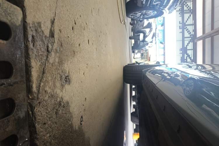 Used Li Auto ONE 2021 Extended-Range 6-Seater Version Left Side Sill