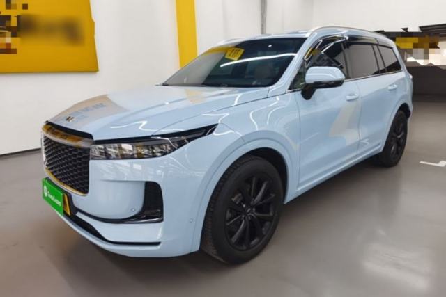 Ojetý Li Auto ONE 2021 Extended-Range 6-Seater Version