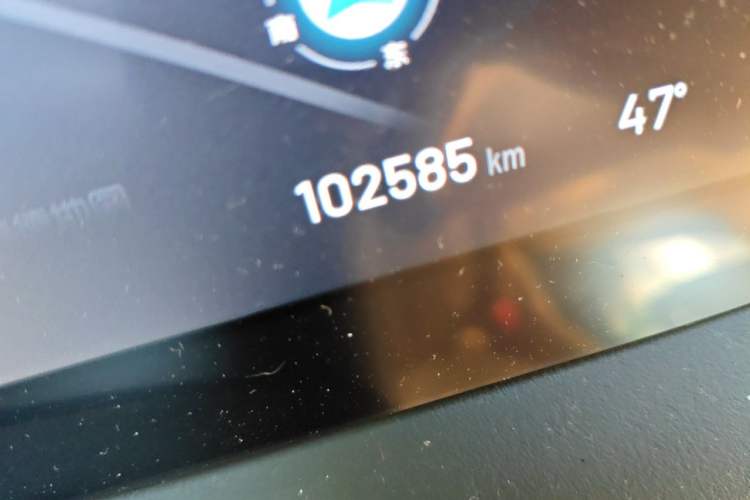 Used Li Auto ONE 2021 Extended-Range 6-Seater Version Odometer Close Up