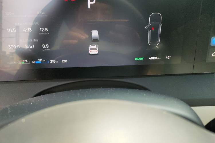 Used Li Auto ONE 2021 Extended-Range 6-Seater Version Odometer Close Up