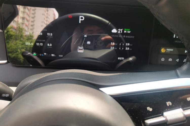 Used Li Auto ONE 2021 Extended-Range 6-Seater Version Odometer Close Up