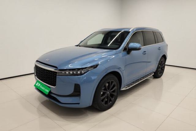 Ojetý Li Auto ONE 2021 Extended-Range 6-Seater Version