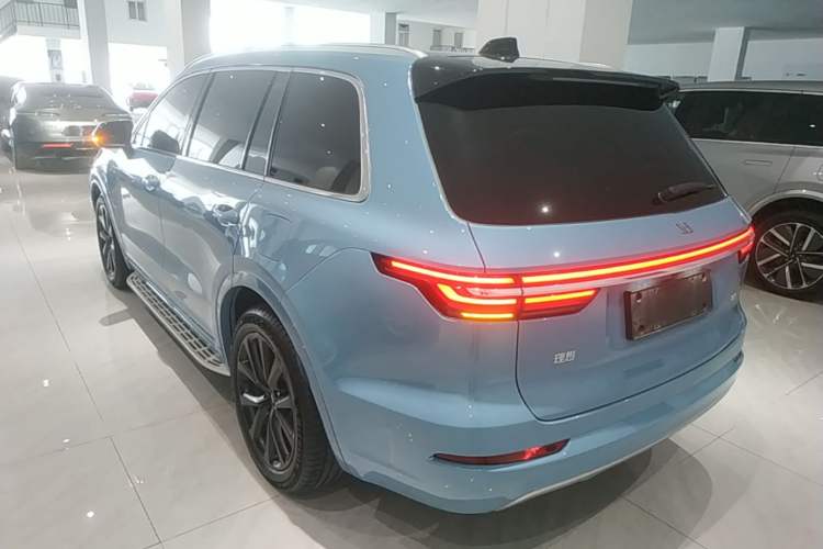 Used Li Auto ONE 2021 Extended-Range 6-Seater Version Rear Left 45 Deg
