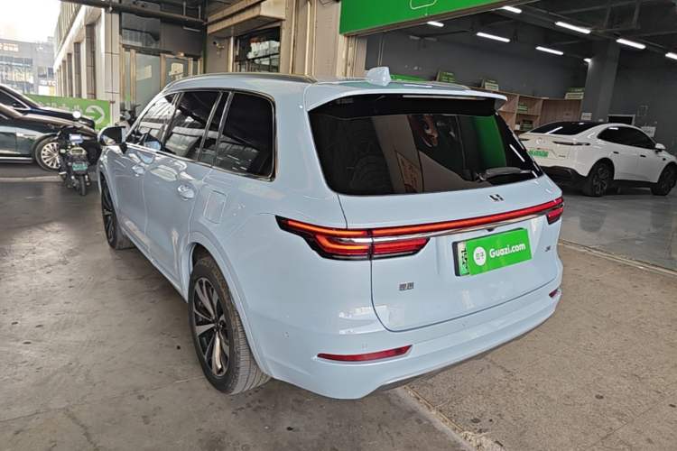 Used Li Auto ONE 2021 Extended-Range 6-Seater Version Rear Left 45 Deg