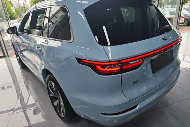 Used Li Auto ONE 2021 Extended-Range 6-Seater Version Rear Left 45 Deg