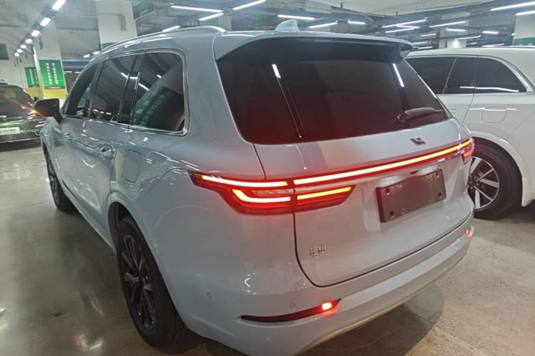 Used Li Auto ONE 2021 Extended-Range 6-Seater Version Rear Left 45 Deg