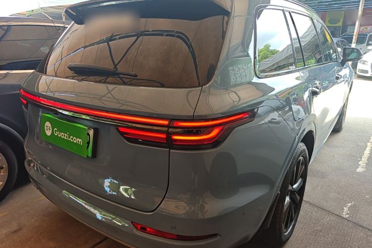 Used Li Auto ONE 2021 Extended-Range 6-Seater Version Rear Right 45 Deg