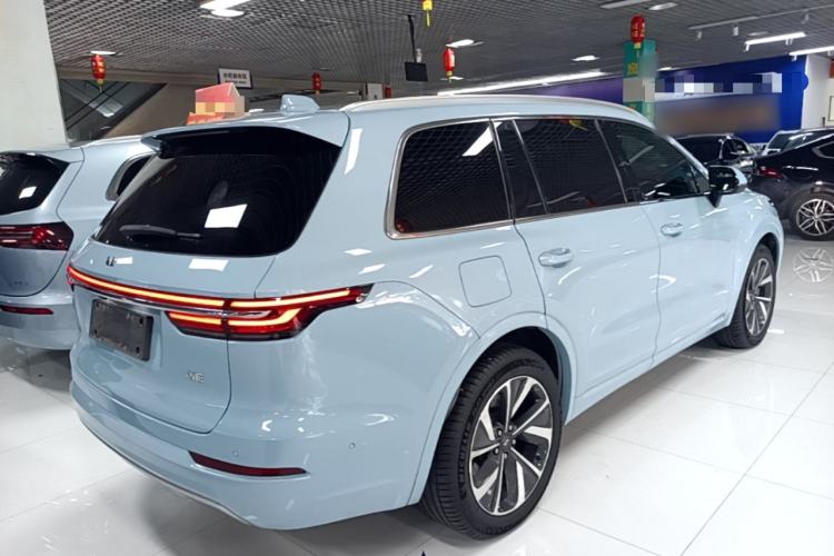 Used Li Auto ONE 2021 Extended-Range 6-Seater Version Rear Right 45 Deg
