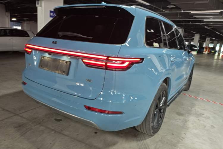Used Li Auto ONE 2021 Extended-Range 6-Seater Version Rear Right 45 Deg